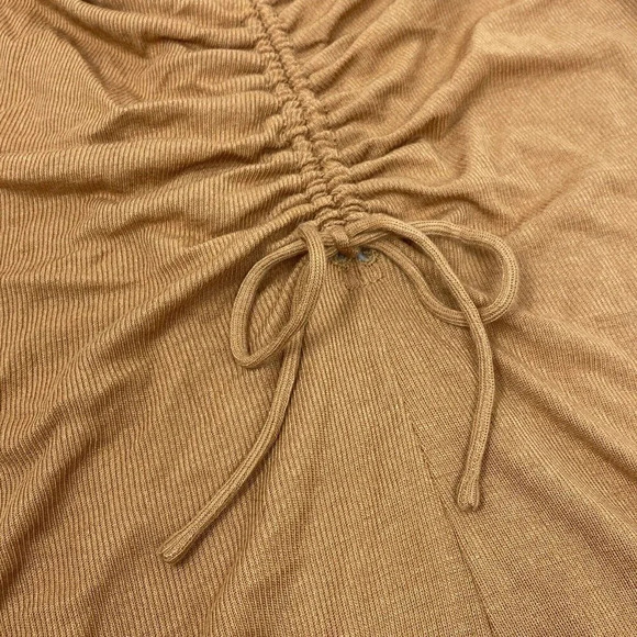 Song of Style Zuri Midi Cut Out Ruched Dress M NWT - Picture 11 of 12